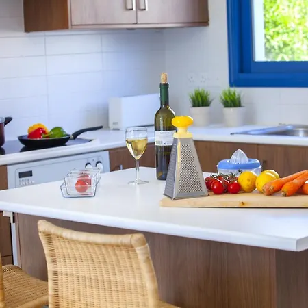 You And Your Family Will Love This Villa Close To The Beach, Protaras Villa 1444 Вилла