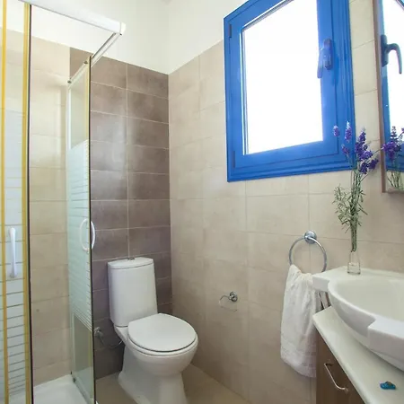 Villa You And Your Family Will Love This Villa Close To The Beach, Protaras Villa 1444 Paralímni